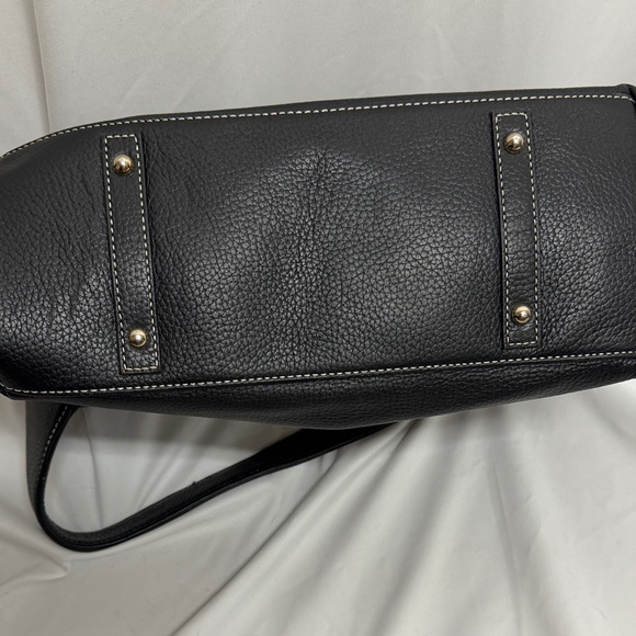 Dooney & Burke Elegant Black Leather Hobo Bag - Picture 4 of 9